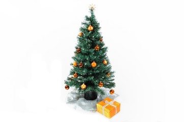 Weihnachtsbaum mit Geschenk
