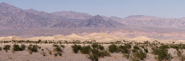 Fototapeta na wymiar panoramic view of death valley national park