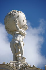Atlas; Statue de dieu grec supportant le poids du monde