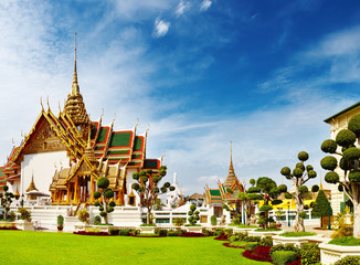 Traditional Thai architecture Grand Palace Bangkok - obrazy, fototapety, plakaty