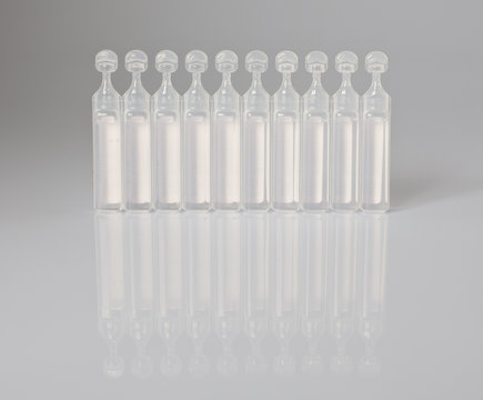 s&eacute;rum physiologique lavage oeil soin nez nettoyer propre rincer