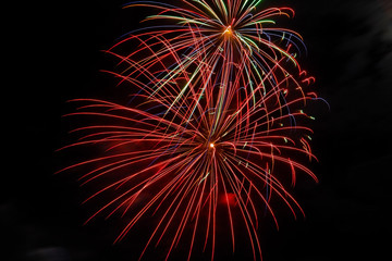 Feuerwerk zu Silvester und Neujahr