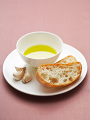 olive oil with bread and garlic