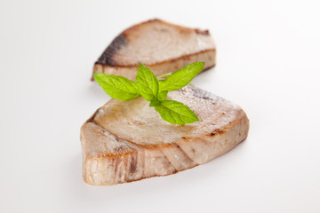 tasty tuna steak prepared whith fresh vegetables