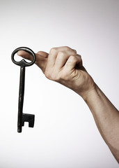 ancienne clé succès réussite doigt