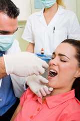 painful dental injection