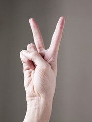 main doigts symbole  v victoire