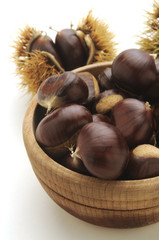 Castagne nella ciotola