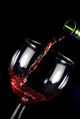 Fototapeta na wymiar Verre,vin,rouge,alcool, ballon,verre pied, bouteille, liquide,