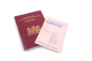 Dutch Drivers licence and passportparapharmaceutics