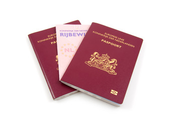 Dutch Drivers licence and passportparapharmaceutics