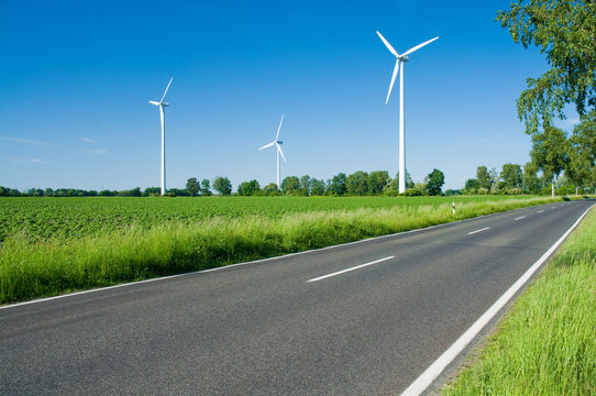 Landstraße, Windkraft, Umwelt
