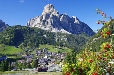 Südtirol - Die Postkarte von Corvara - obrazy, fototapety, plakaty