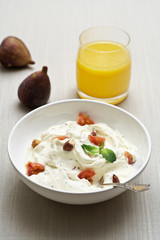 cottage cheese with orange juice and figs