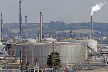 Industrieanlagen an der Seine, Frankreich