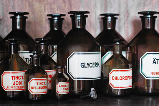 alte Apothekerflaschen