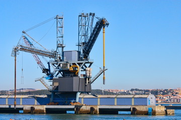 Fototapeta na wymiar Harbor crane