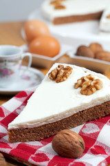 Coffee and Walnuts Cake