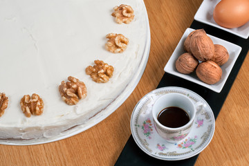 Coffee and Walnuts Cake