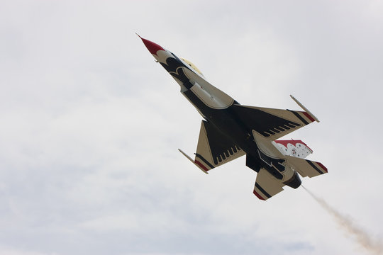 The U.S. Air Force F-16 Thunderbirds zooming pass
