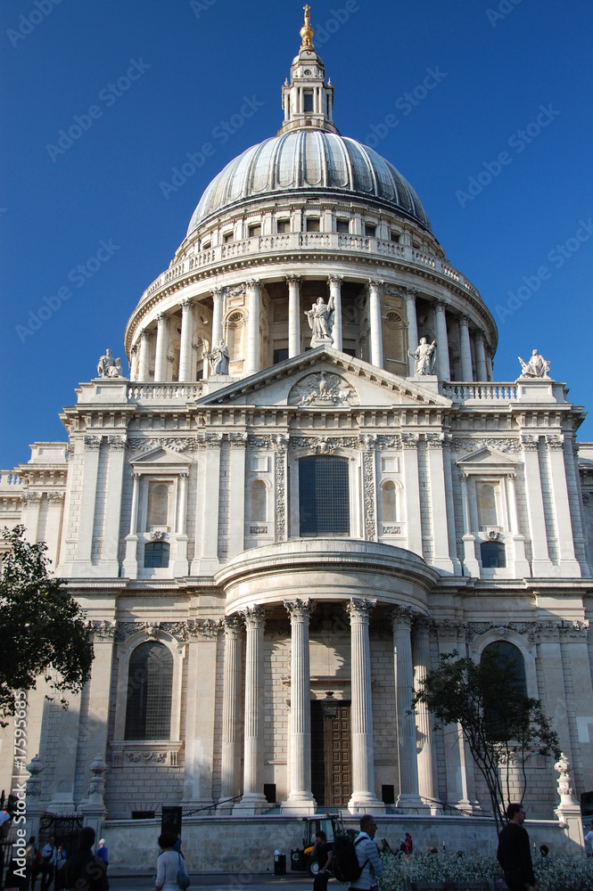 Wall mural Domed roof of St Pauls Cathedral, London, England