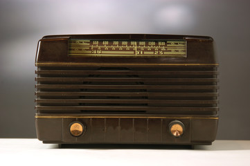 Vecchia radio