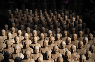 Kamakura 1001 monks