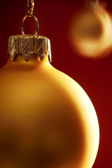 gold christmas balls - obrazy, fototapety, plakaty