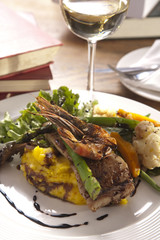 Seafood with vegetables and wine