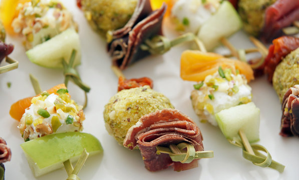Mini brochettes ap&eacute;ritives