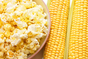 Fresh corn and popcorn