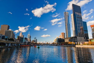 Obraz premium Winter in Melbourne, Skyscrapers on Yarra River