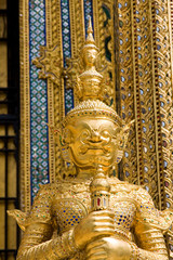 Fototapeta na wymiar Traditional Thai sculpture in the Grand palace area in Bangkok