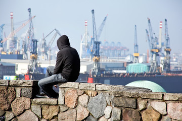 Arbeitsloser im Hafen von Hamburg in Deutschland