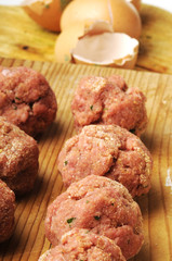 Polpette di carne crude