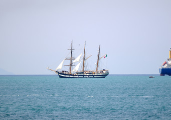 Obraz na płótnie Canvas Statek Palinuro
