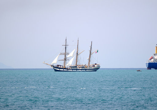 Fototapeta Palinuro Ship