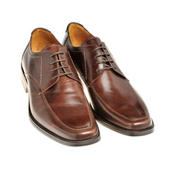 Pair a shoe a brown leather