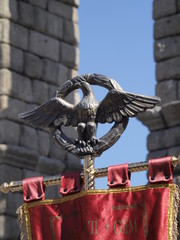 Estandarte de legión romana en Segovia