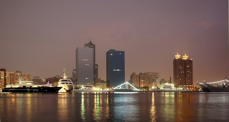 Fototapeta na wymiar Waterfront Kaohsiung by Night