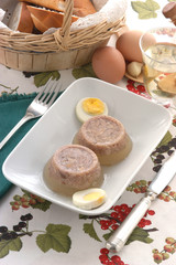 Gelatina di carne con uova sode - Antipasti - E.R.