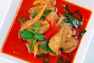 Spicy red curry