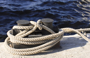 Fototapeta premium boats and docks to which ropes are tied