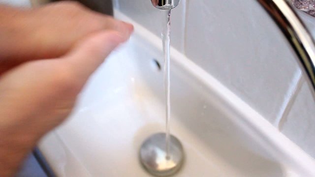 Les mains soign&eacute;es