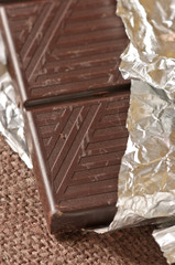 Dark chocolate bar