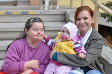 famille avec down syndrome femme