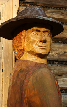 Sculpture man in hat