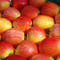 Plateau de pommes rouges