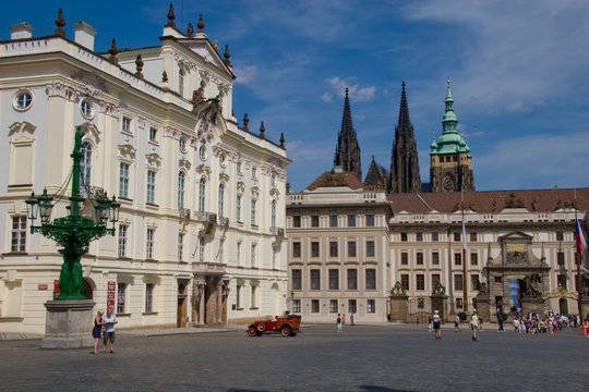 Erzbischöfliches Palais an der Prager Burg