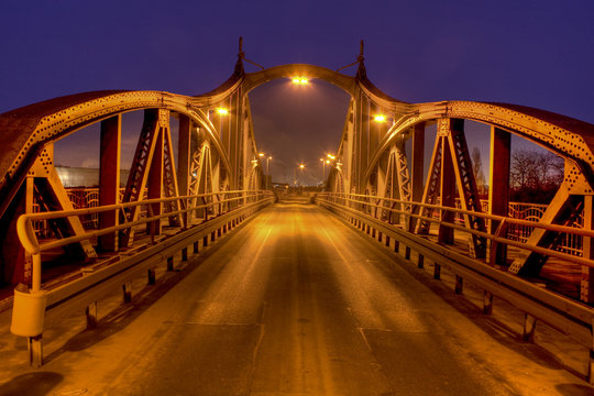 Alte Drehbr&uuml;cke im Krefelder Hafen